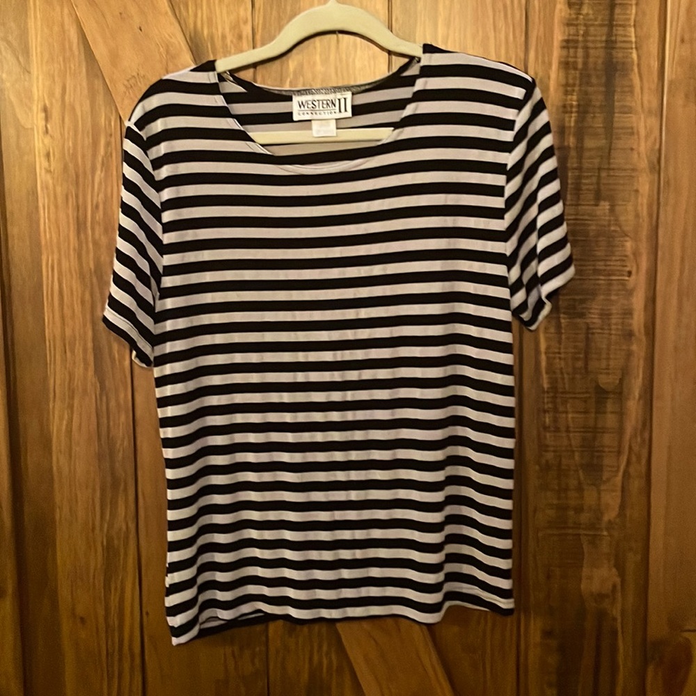 Gold and black striped 1X Large top in bouncy spandex blend knit fabric